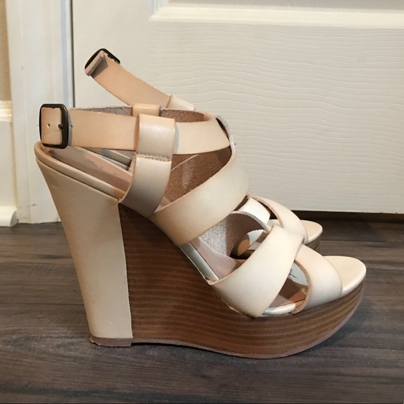 SOLD Aldo Wedges - Picture 1 of 3